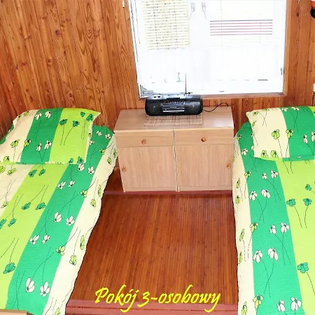 W Domu Wakacyjnym Roberto アパート