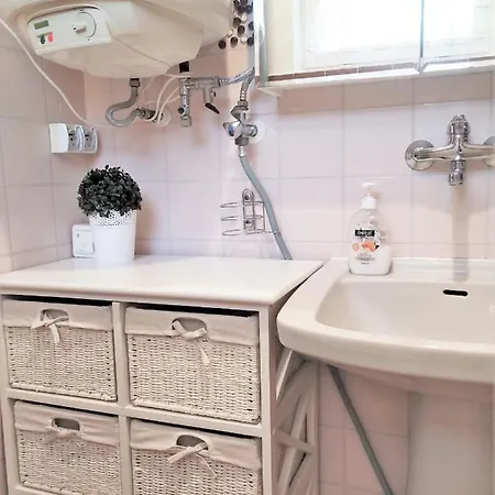 W Domu Wakacyjnym Roberto Apartament *